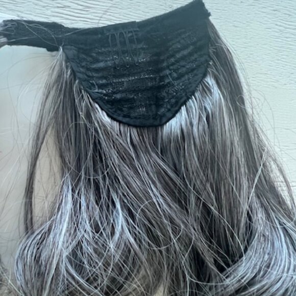 JuvaBun Magic Ponytail Extension Dark Gray, Salt & Pepper - Picture 2 of 3